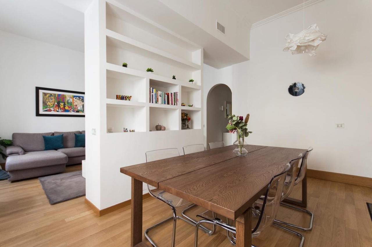 Youhosty - Dei Piatti 3 Apartment มิลาน ภายนอก รูปภาพ